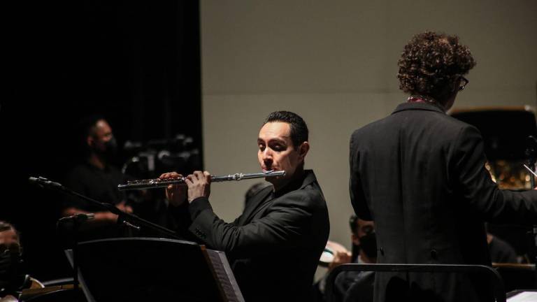 El flautista Marko Krötzsch fue el solista invitado de la OSSLA.