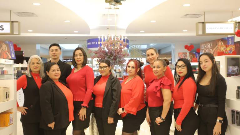 El equipo del área de perfumería de Cimaco Mazatlán estuvo feliz de culminar con éxito el Festival de la Belleza “Rendez Vous”.