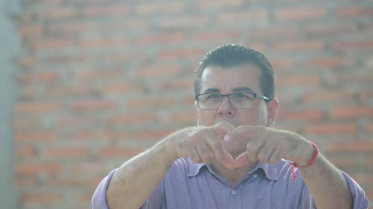 El Alcalde Édgar González Zataráin informó sobre la compra de poco más de 10 mil lámparas.