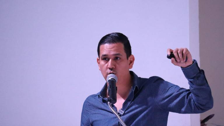 Marco Díaz llamó a adoptar estrategias con medición, gobernanza y eficiencia hídrica para garantizar el abasto agrícola, urbano e industrial.