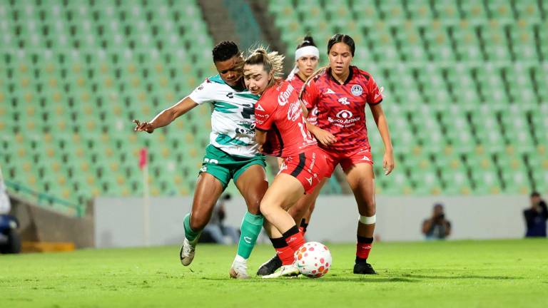 Mazatlán Femenil vuelve a sufrir revés en la recta final del torneo.