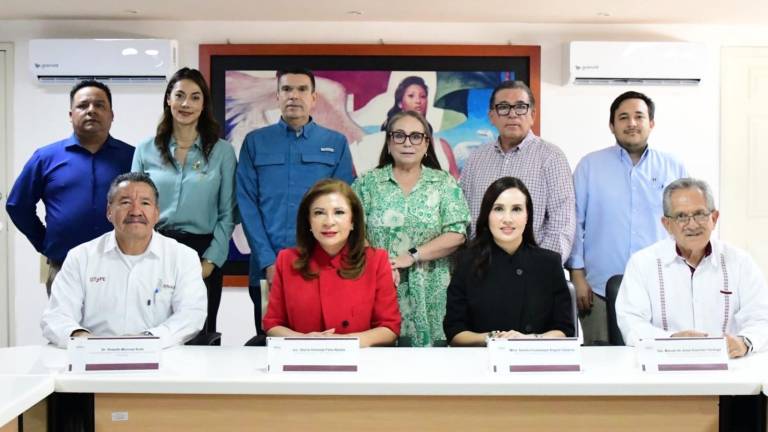 La SEPyC afirmó que el Gobierno del Estado mantendrá la dotación gratuita de uniformes, útiles escolares y calzado deportivo.