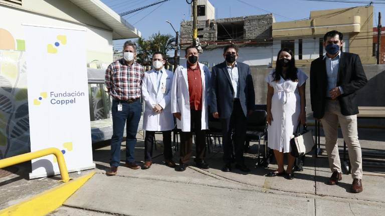 El Hospital General de Culiacán recibió el donativo por parte de Fundación Coppel.