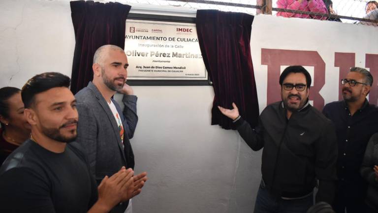 Oliver Pérez se mostró agradecido con este homenaje.