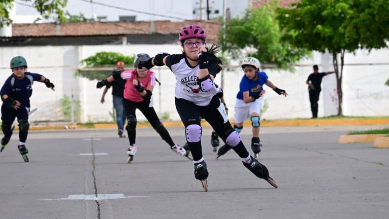 Tres etapas se vivieron en el Circuito Municipal de Patinaje sobre Ruedas 2026 durante el fin de semana en el puerto.