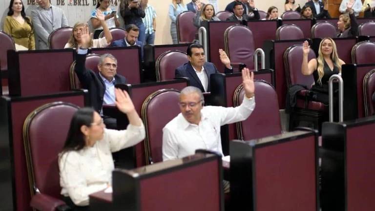 El Congreso de Veracruz aprobó con 38 votos a favor, nueve en contra y una abstención la reforma para retirar la inmunidad procesal a autoridades municipales.