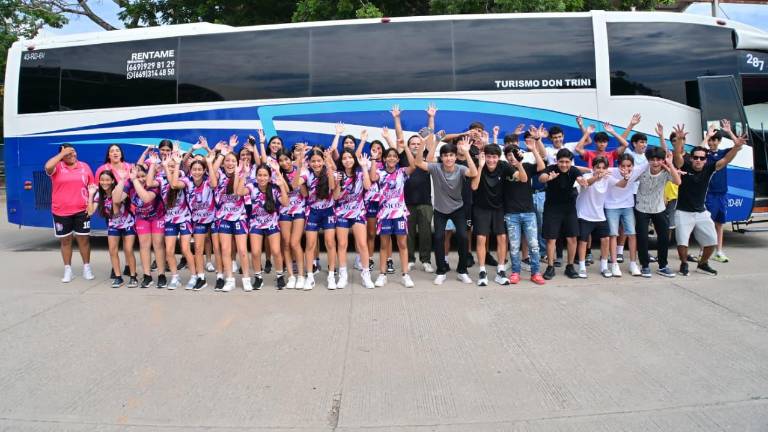Los equipos de la varonil y de la femenil