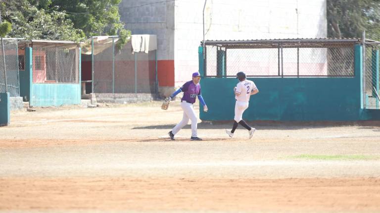 Se jugó la jornada 8 de la Liga de Beisbol Burócrata Federal.