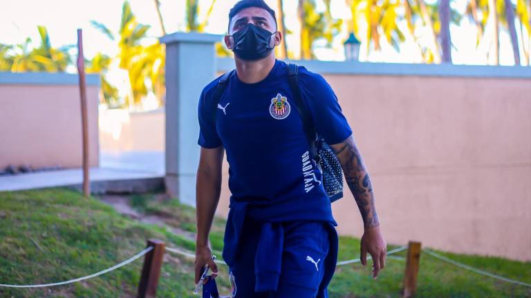 Chivas se mide este viernes al Mazatlán FC.