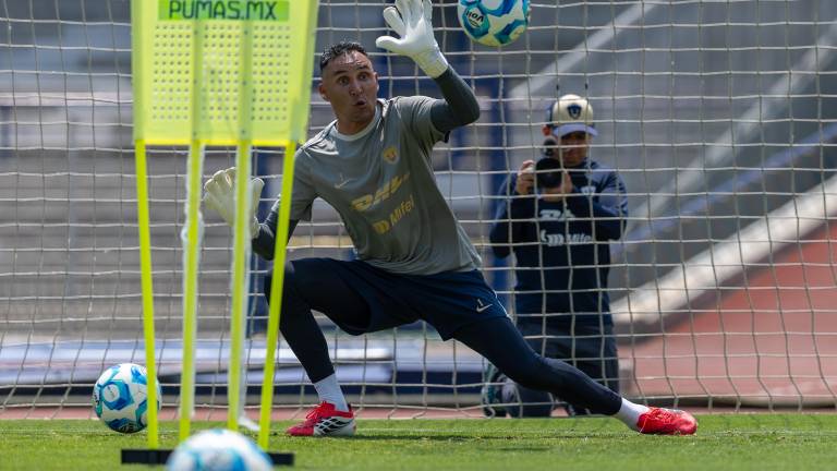 Keylor Navas ha manifestado que quiere quedarse en Pumas, pero aún no hay acuerdo.