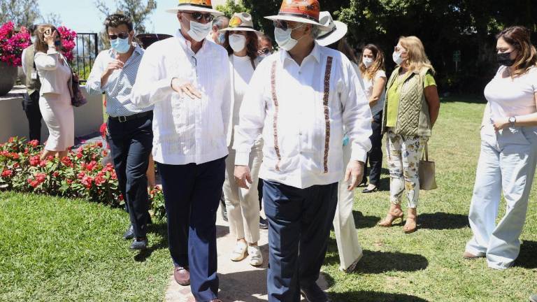 El mandatario estatal y el secretario de Turismo federal.