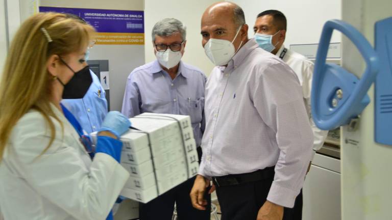 Llegan 69,700 vacunas contra Covid-19 para segundas dosis en Ahome y Guasave