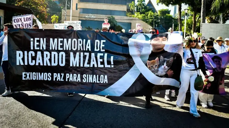 El Gobernador de Sinaloa Rubén Rocha Moya reconoció la marcha realizada en Culiacán el domingo.