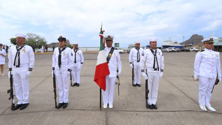 Conmemoran en Mazatlán los 106 años de la nacionalización de la Marina de México y 81 años de festejar el Día de la Marina Nacional.