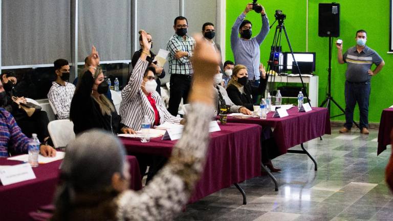 Regidores de Guasave votan el presupuesto de egresos para el ejercicio fiscal 2022.