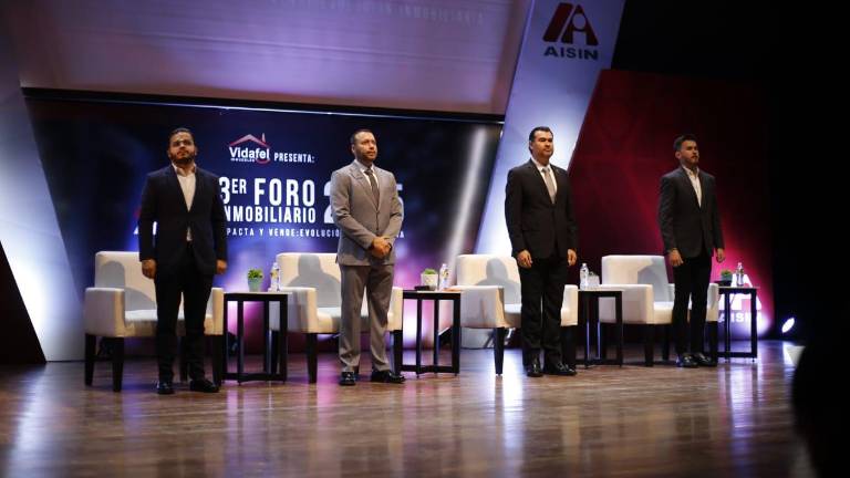 Inauguración del Tercer Foro Inmobiliario en Culiacán.