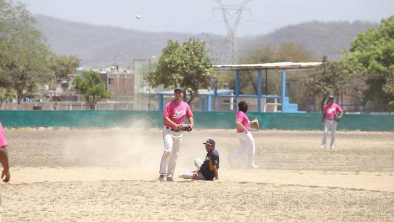 Las Higueras asegura un asiento en los playoffs en el beisbol de Clase Abierta del Chololos