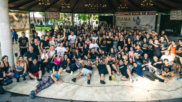 Más de 100 personas acuden al entrenamiento masivo organizado por Ludus Magnus y FIAMA.