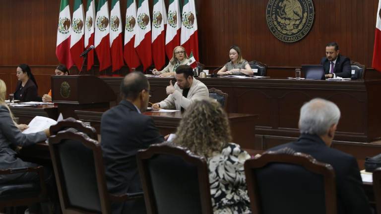 En el Congreso de Sinaloa descartan aumentar el crédito al Gobierno esetatal para malecón en Culiacán, pero harían ajustes.