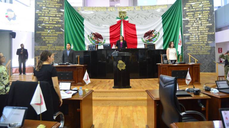 La petición, presentada por el grupo parlamentario de Morena, fue desechada con 17 votos en contra.