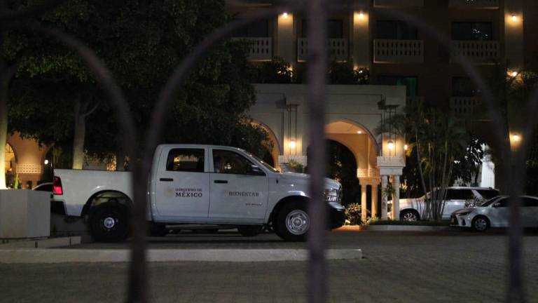 Claudia Sheinbaum llegó este viernes a Culiacán para hospedaree en un hotel del sector Tres Ríos.