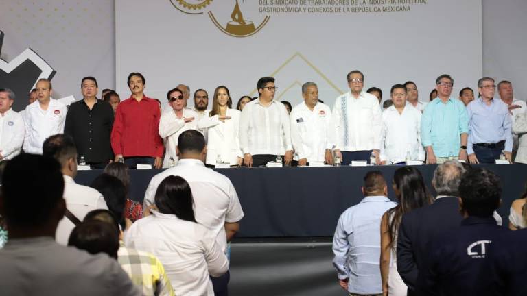 Inauguración en Mazatlán del Congreso Nacional del Sindicato de Trabajadores de la Industria Hotelera y Gastronómica.