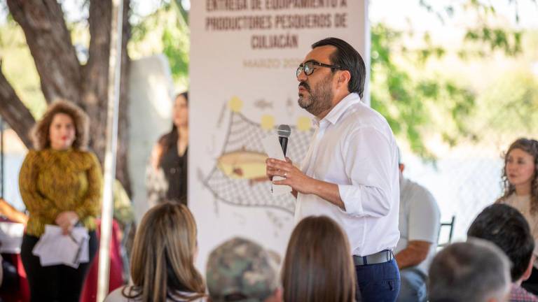 El Alcalde de Culiacán Juan de Dios Gámez Mendívil anunció la construcción de tres nuevos panteones.