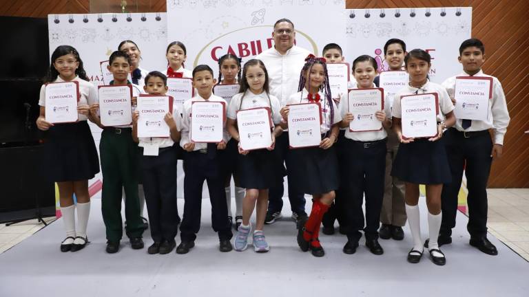Participantes del Cabildo Infantil de Mazatlán 2026.