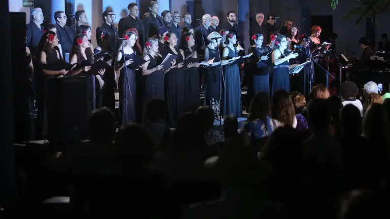 El espectáculo “Gala Broadway” en pro del Orfanatorio Mazatlán, contará con la participación del Coro Ángela Peralta, dirigido por María Murillo.