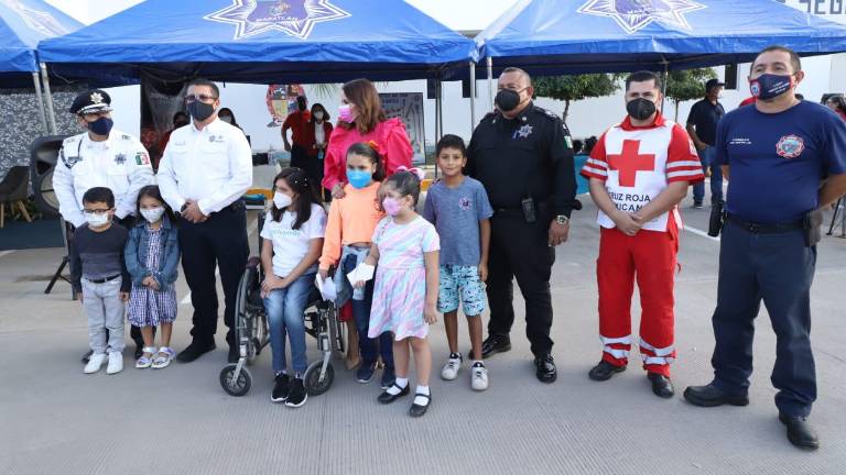 Eloy Ruiz Gastélum, coordinador de Protección Civil Municipal, indicó que el fin de este evento fue adentrar a los niños el trabajo de las corporaciones de rescate