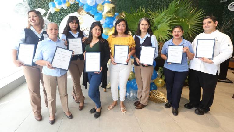 Cimaco Mazatlán reconoce la dedicación laboral de 21 colaboradores