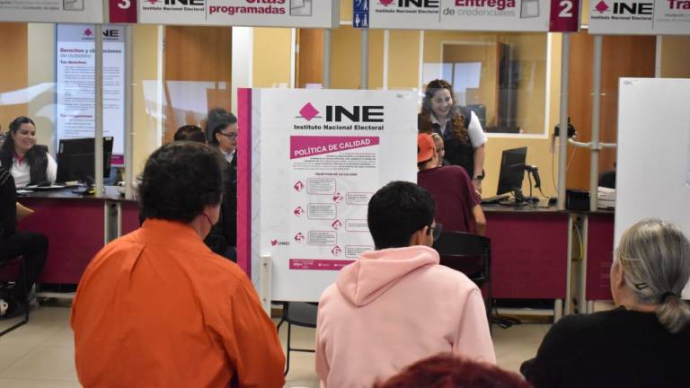 Módulo del INE en Culiacán donde están realizando trámites de la credencial de elector.