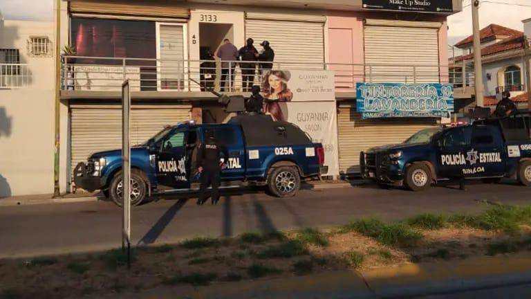 Según se reportó, el hombre llegó hasta el consultorio y sostuvo una discusión con la víctima antes de agredirla, después la mujer murió.