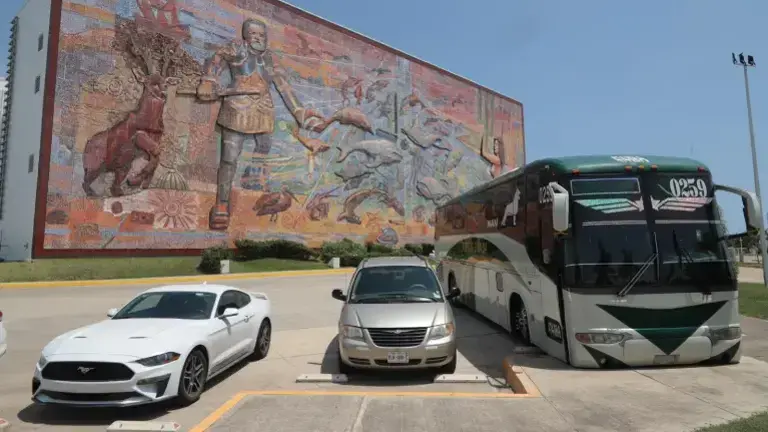 El Centro de Convenciones celebra 16 años de operaciones.