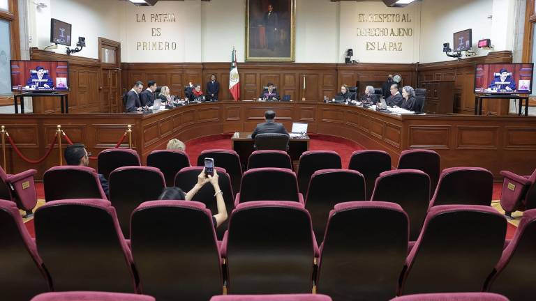 El pleno de la Suprema Corte de Justicia de la Nación revisará este viernes un amparo concedido al empresario Ricardo Salinas Pliego contra actos de la UIF.