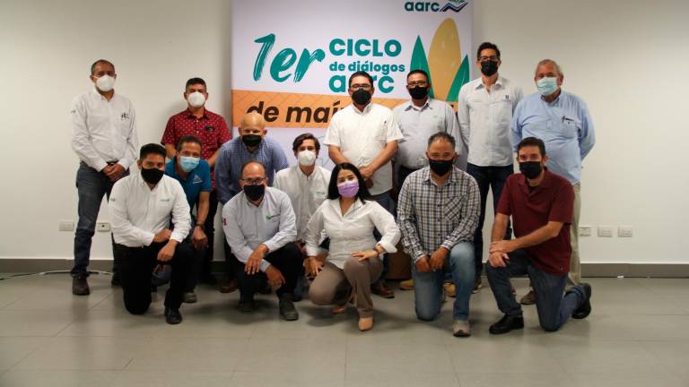 Productores socios de la AARC participan en el Primer Ciclo de Diálogos de Maíz Amarillo AARC, el cual fue transmitido en vivo por la página de Facebook de la AARC.