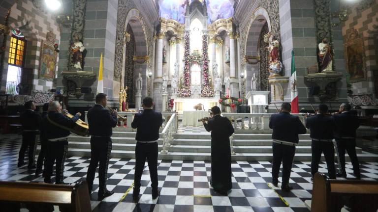 De manteles largos la Diócesis de Mazatlán; festeja este jueves a la Patrona de Catedral