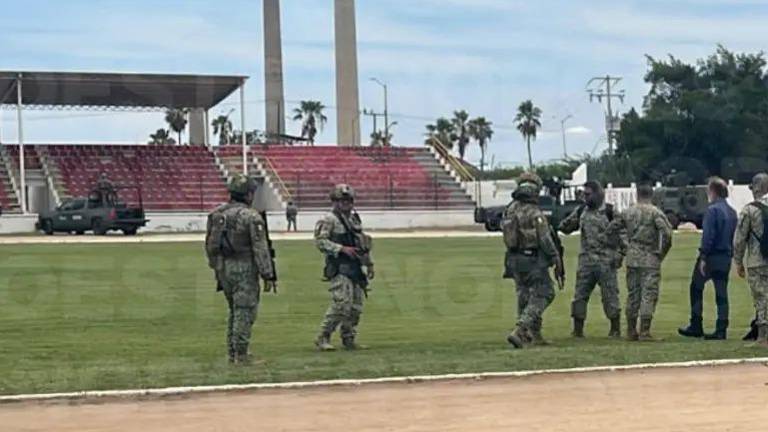 Despliegue militar en Navolato que resultaron ser para una producción audiovisual.