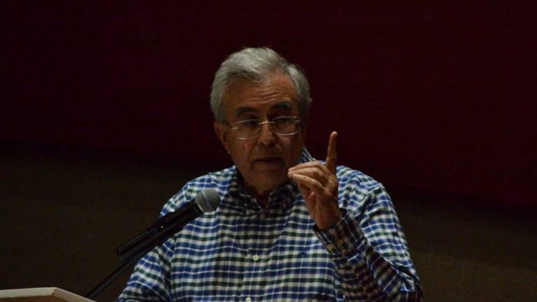 El Gobernador Rubén Rocha Moya.