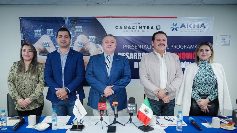 Presentación del Programa de Desarrollo de Franquicias de Baja Inversión que promueven Canacintra y Grupo Akha