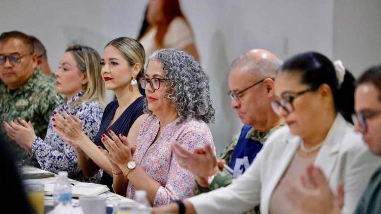 La Gobernadora de Sinaloa se pronuncia tras la suspensión de la ExpoFeria Canaco, tras reunión con Canaco.