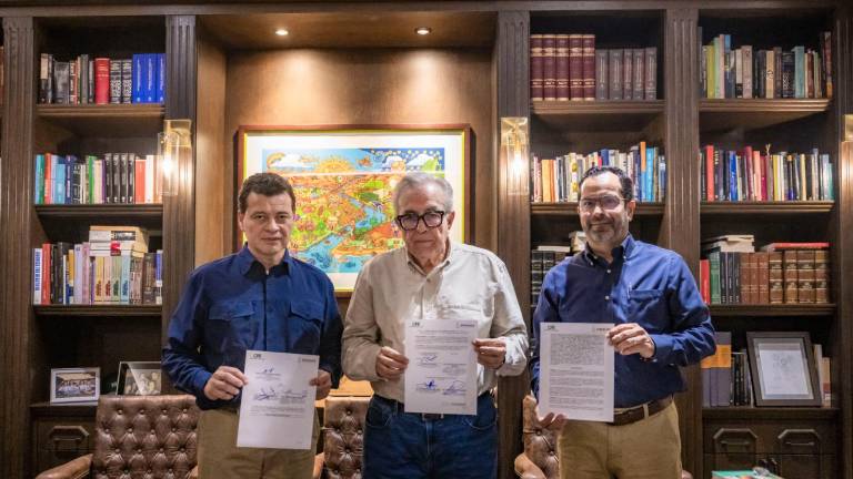 El convenio fue firmado este jueves por el Gobernador Rubén Rocha Moya y ejecutivos de la CFE.