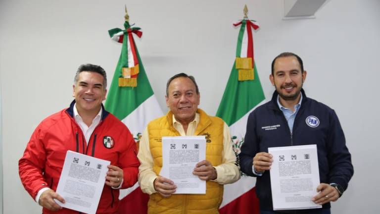 Marko Cortés, Alejandro Moreno y Jesús Zambrano, presidentes de los comités ejecutivos nacionales del PAN, PRI y PRD, respectivamente.