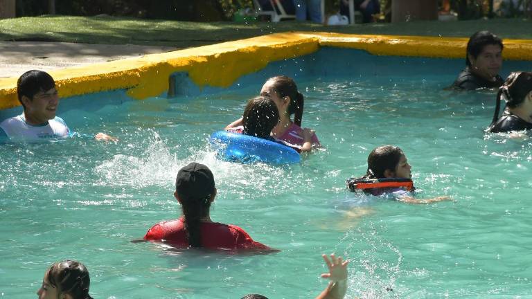 El balneario de la sindicatura de Imala registra un incremento de entre 300 y 400 por ciento en la afluencia de visitantes respecto al año pasado.