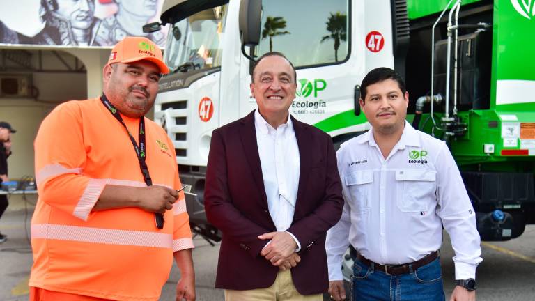 El Ayuntamiento de Ahome incorporó cinco vehículos de carga pesada a la operación de los servicios municipales.