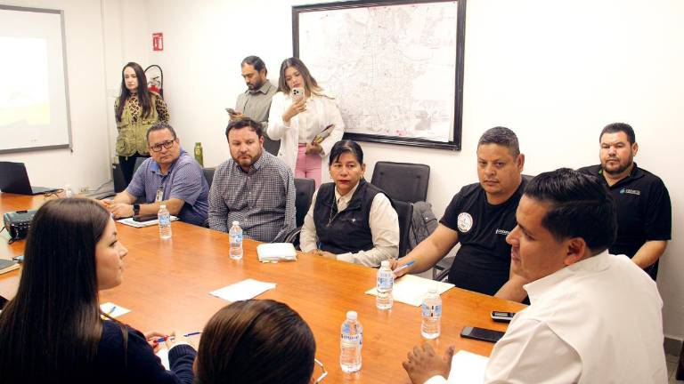 Autoridades se reunieron en Culiacán para definir acciones para frenar la proliferación del mosquito transmisor de dengue, zika y chikungunya.