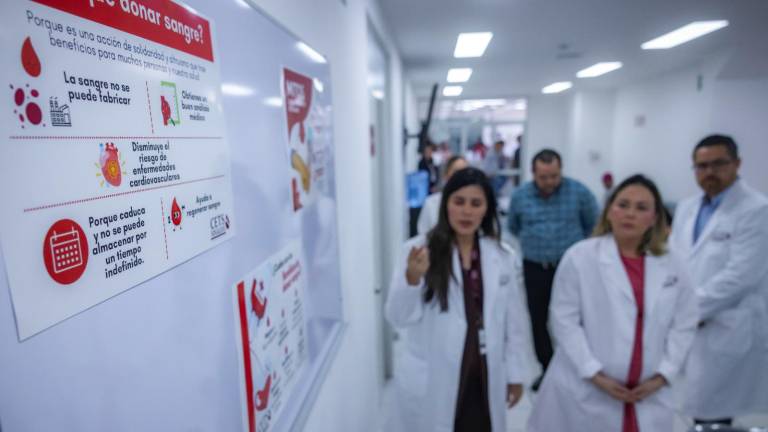 Inauguran en Culiacán el primer Centro Estatal de Transfusión Sanguínea.