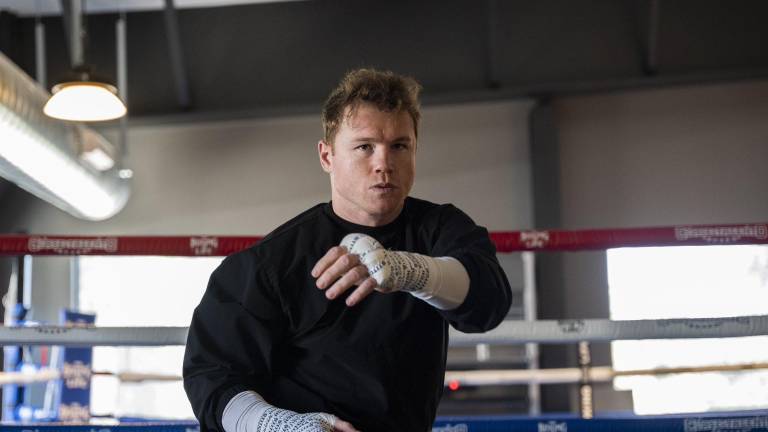 Canelo Álvarez está de vuelta.