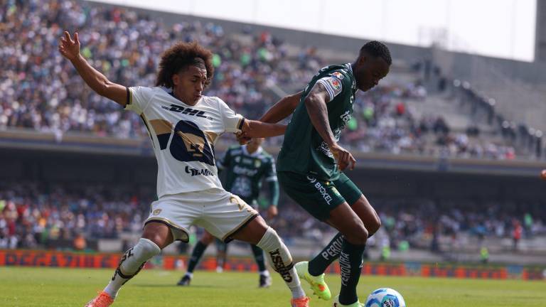 León golpeó primero, pero Pumas supo reaccionar.