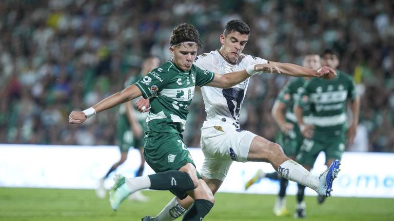 Santos vence a Pumas.